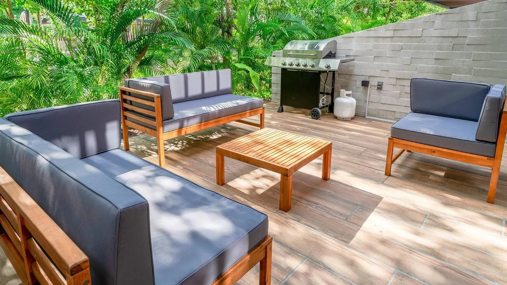 Luxury 3 Bedroom Condo - Infinity Pool - Awa Residences - Condo Anahuac 110 普拉亚卡门 0*,  墨西哥
